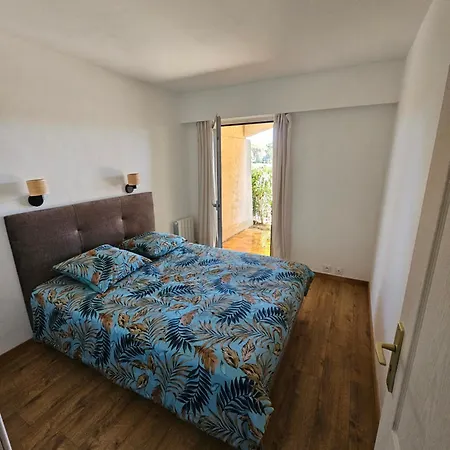 Golf De Valescure Avec Jardin *